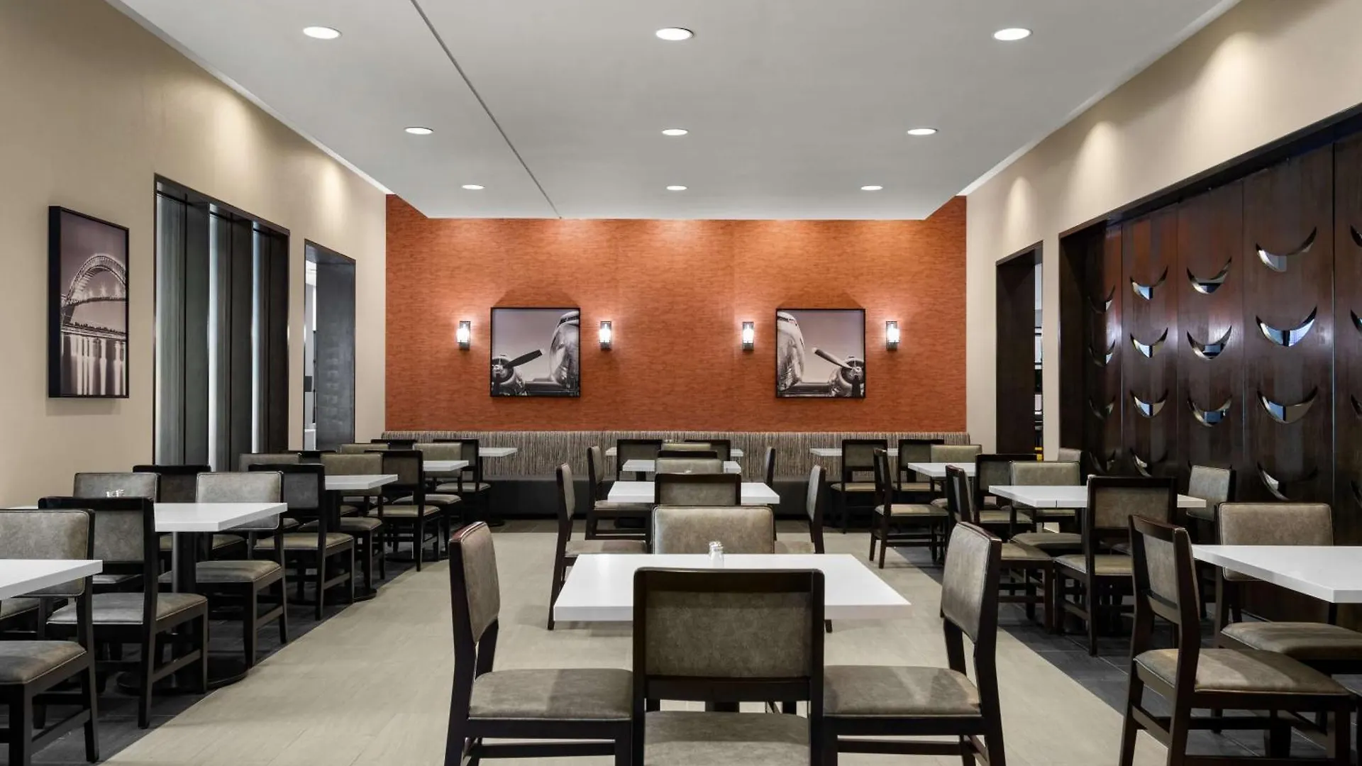 Hotel Embassy Suites By Hilton Newark Airport Elizabeth