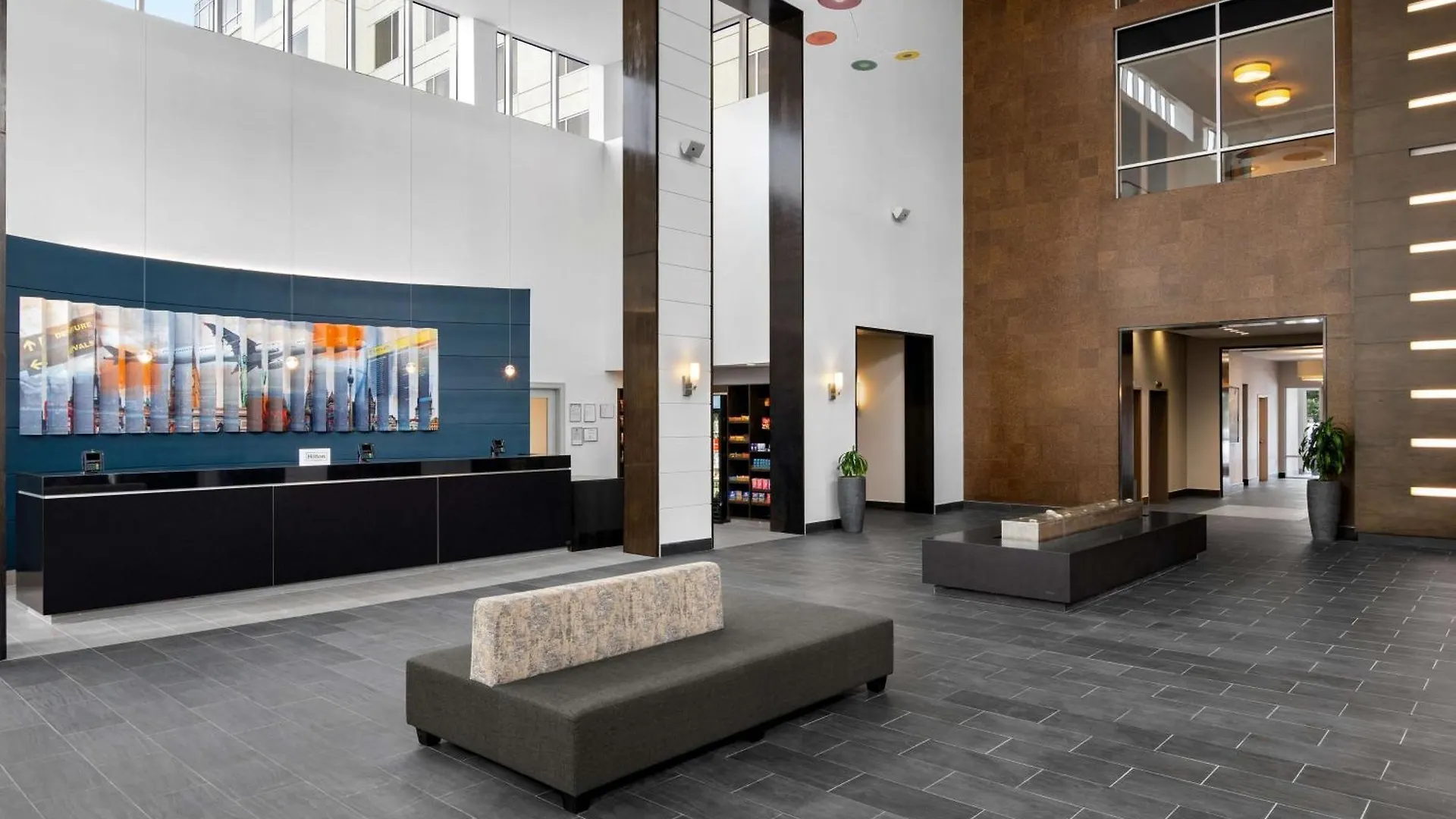 **** Hotel Embassy Suites By Hilton Newark Airport Elizabeth USA