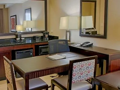 Hotel Embassy Suites By Hilton Newark Airport Elizabeth